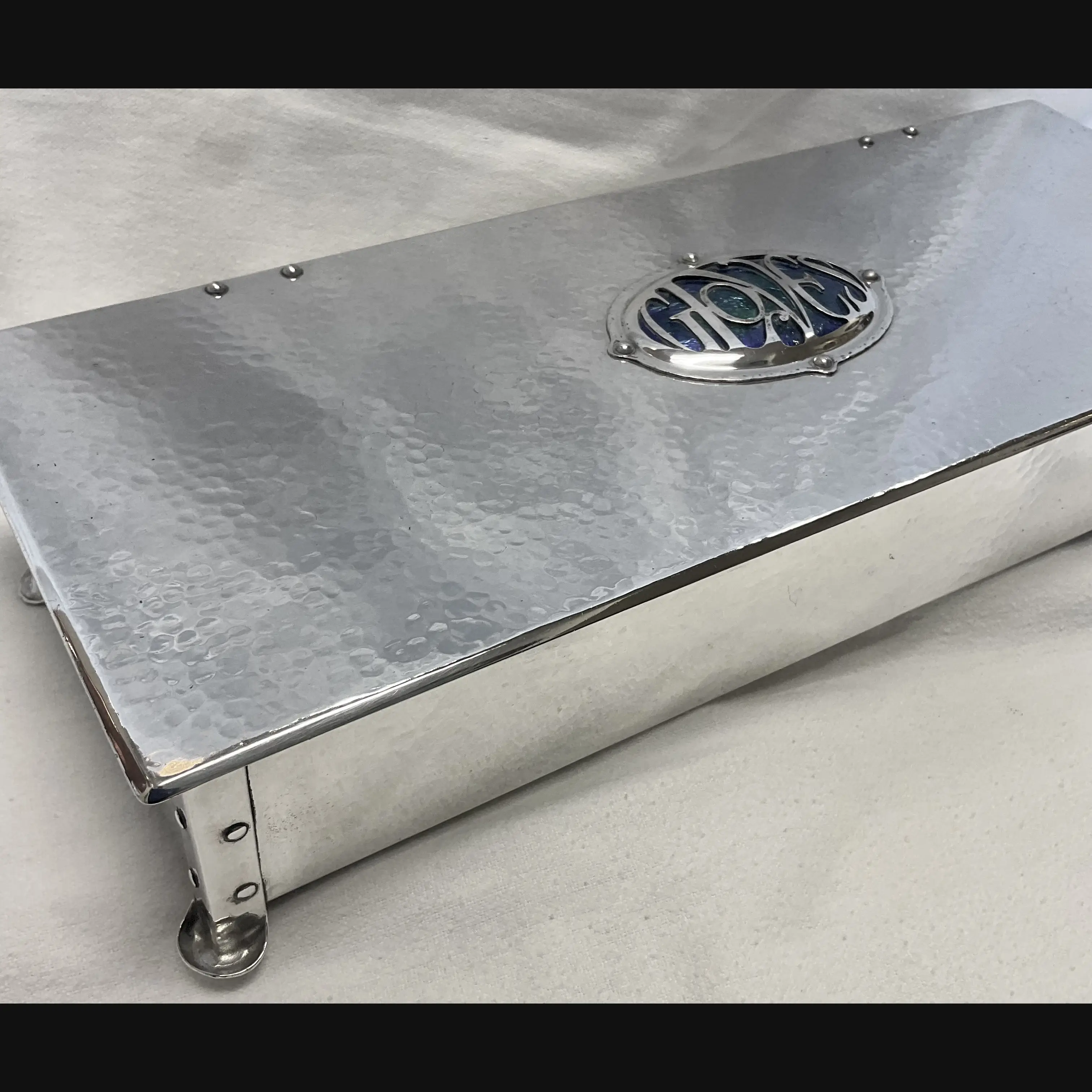 elegant best and lloyd cambray ware arts and crafts silver plated and enamel cabochon ladies glove box