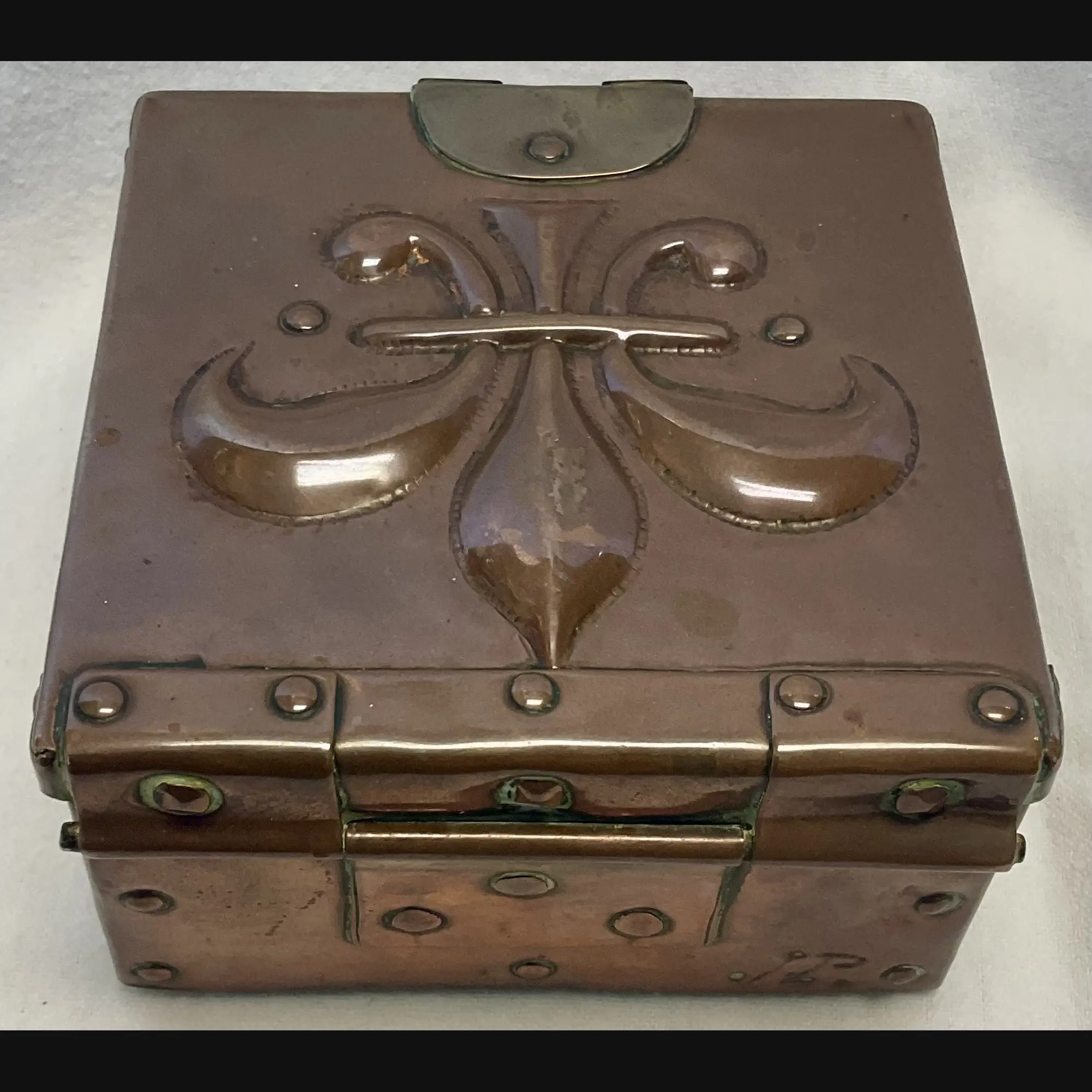 john pearson arts and crafts copper hinged casket c1900