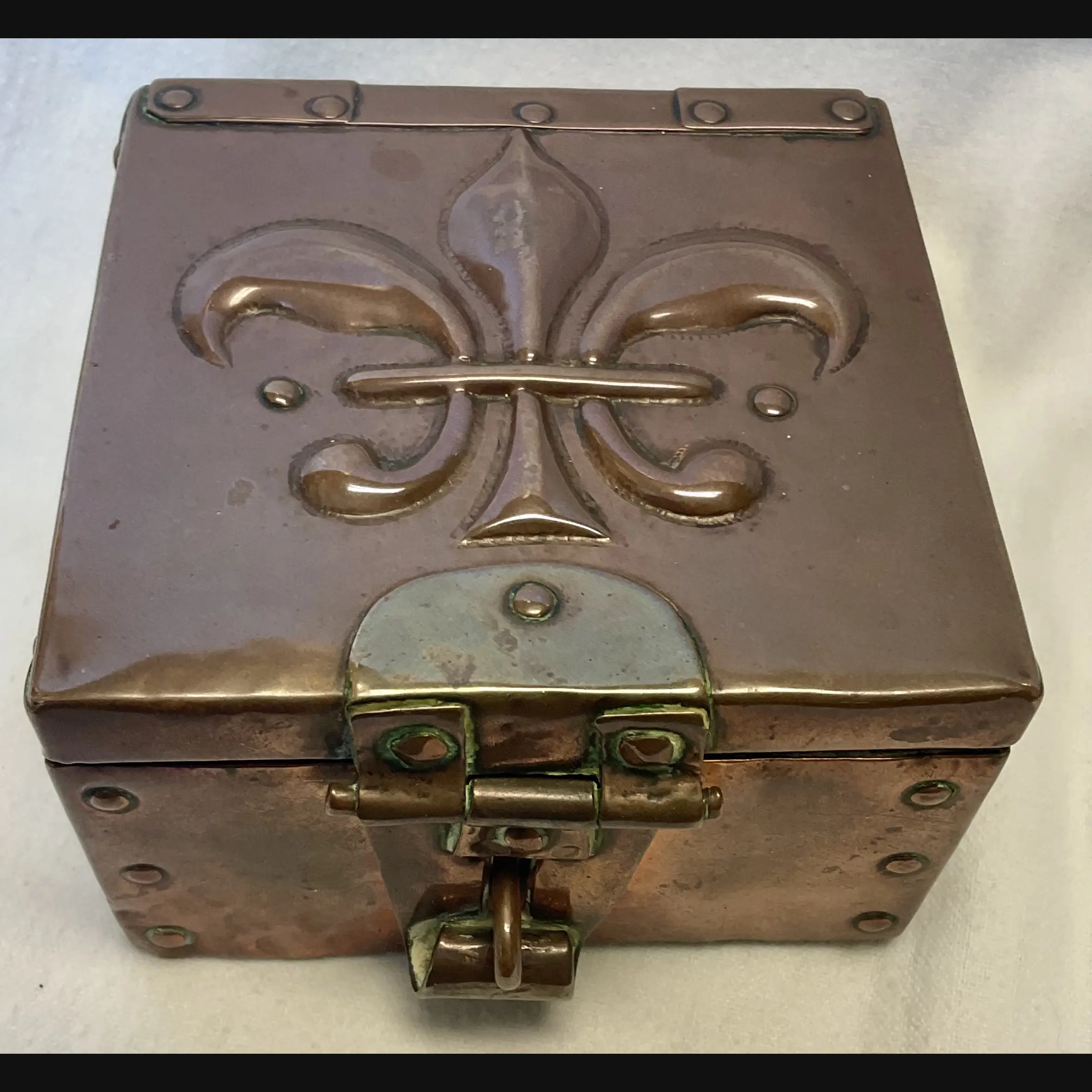john pearson arts and crafts copper hinged casket c1900