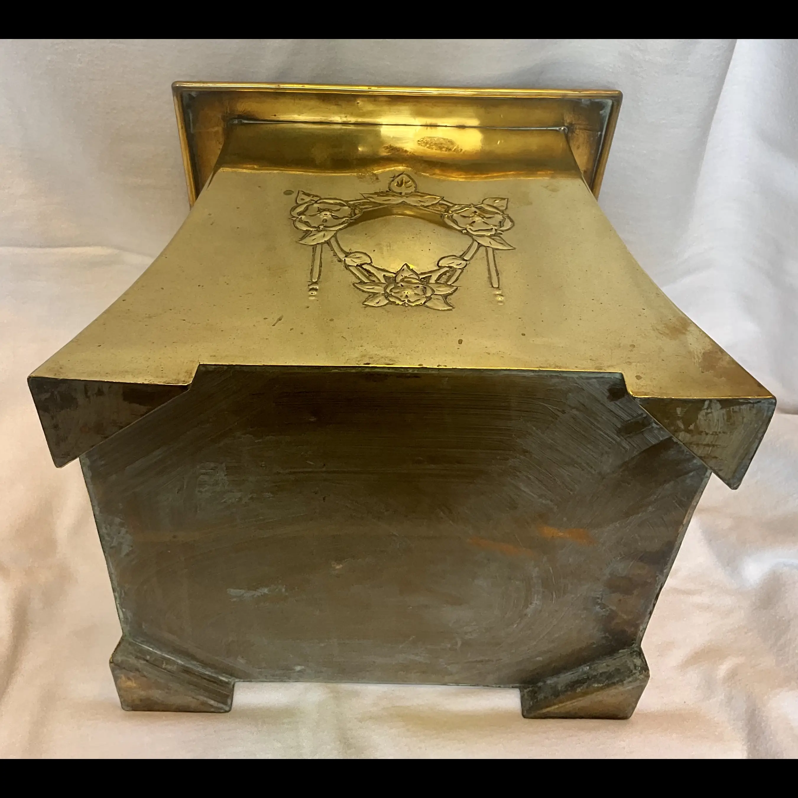 scottish arts and crafts glasgow style large secessionist brass planter