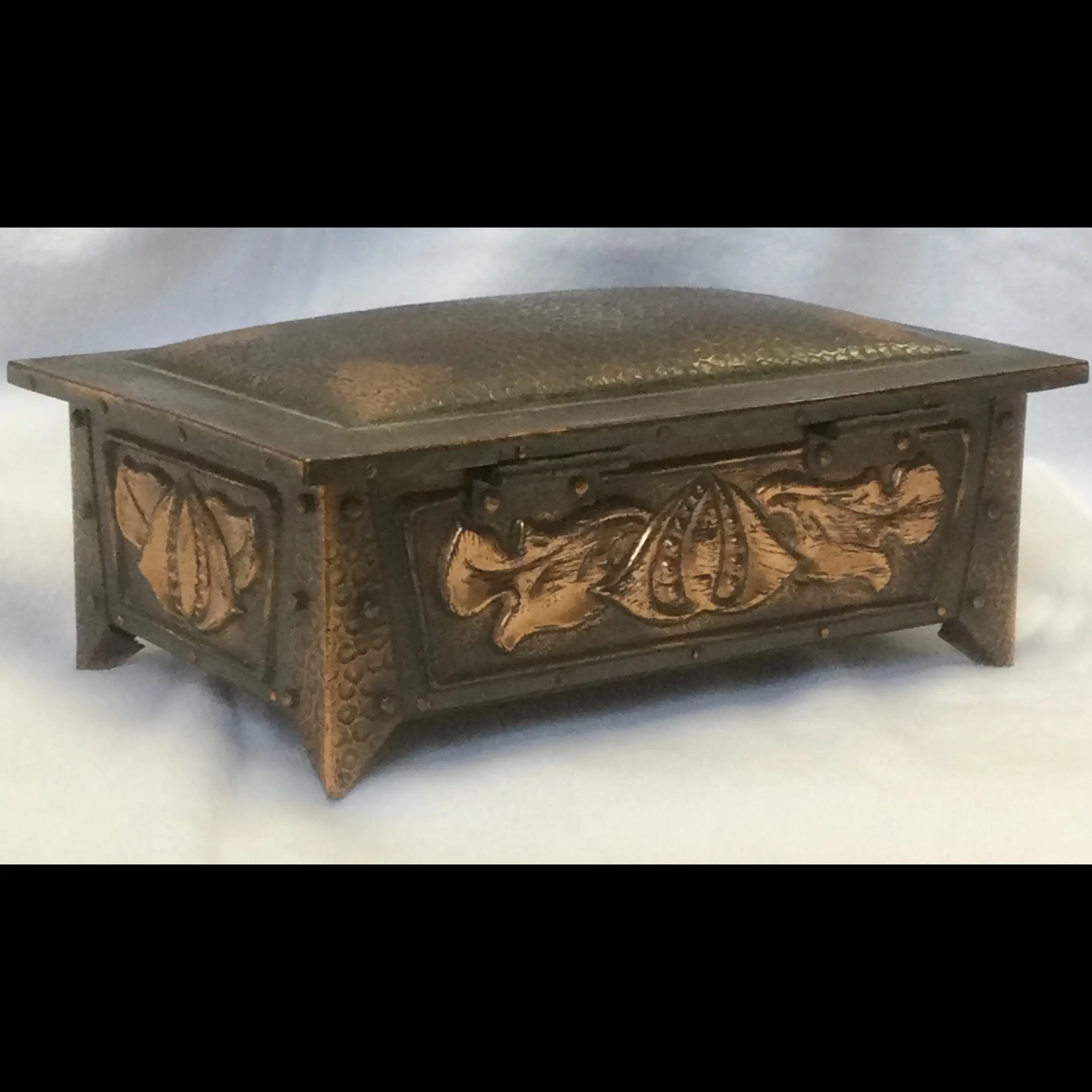 j f poole hayle secessionist arts and crafts copper cigar box