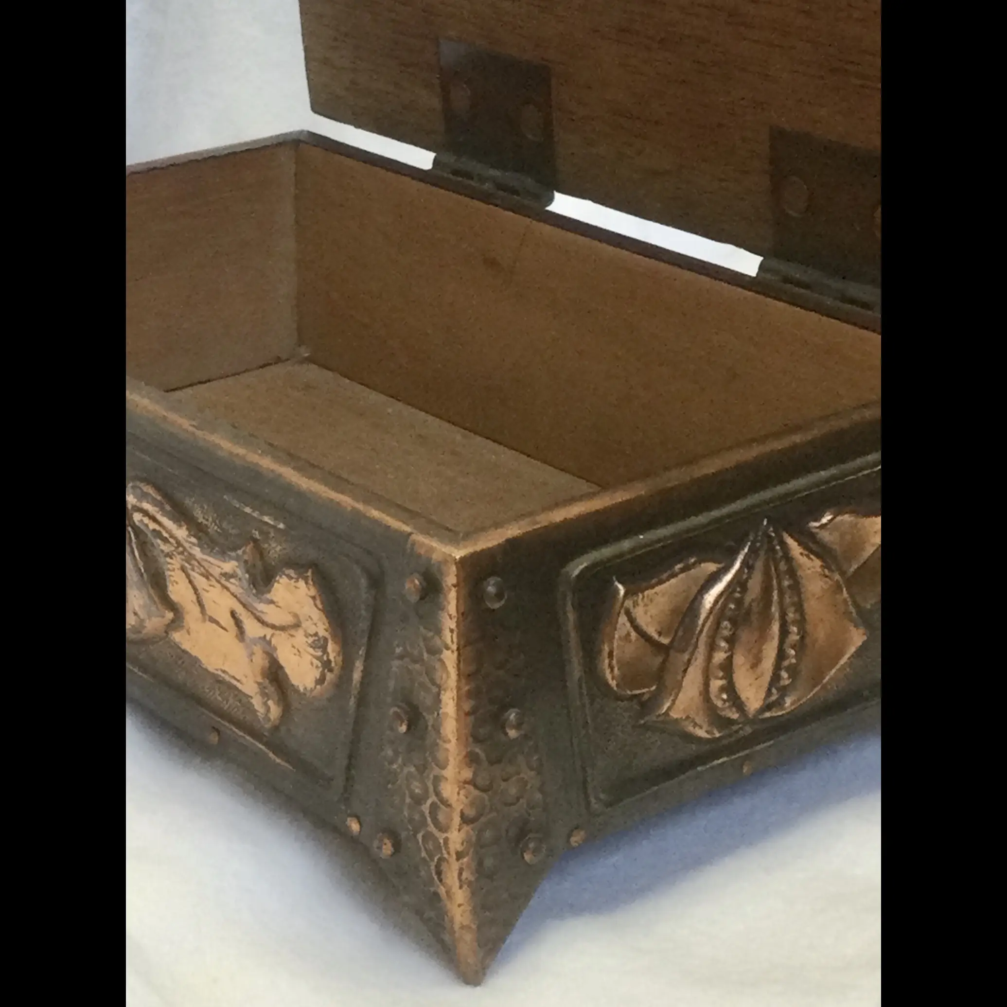 j f poole hayle secessionist arts and crafts copper cigar box