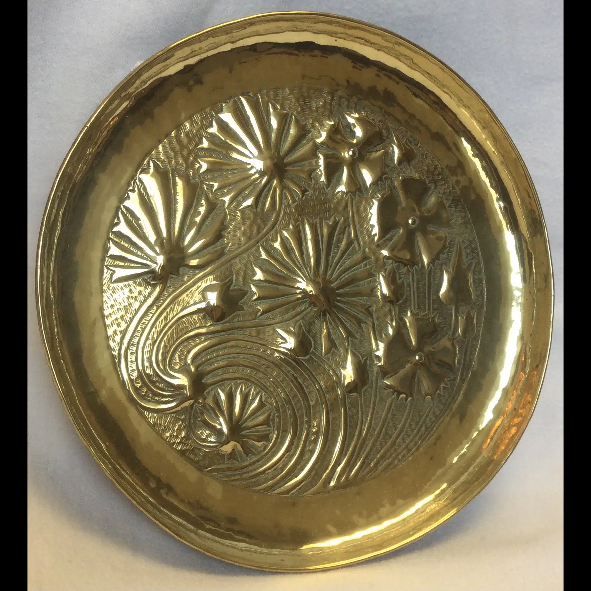 w.h.mawson keswick home industries khi stylised floral tray 