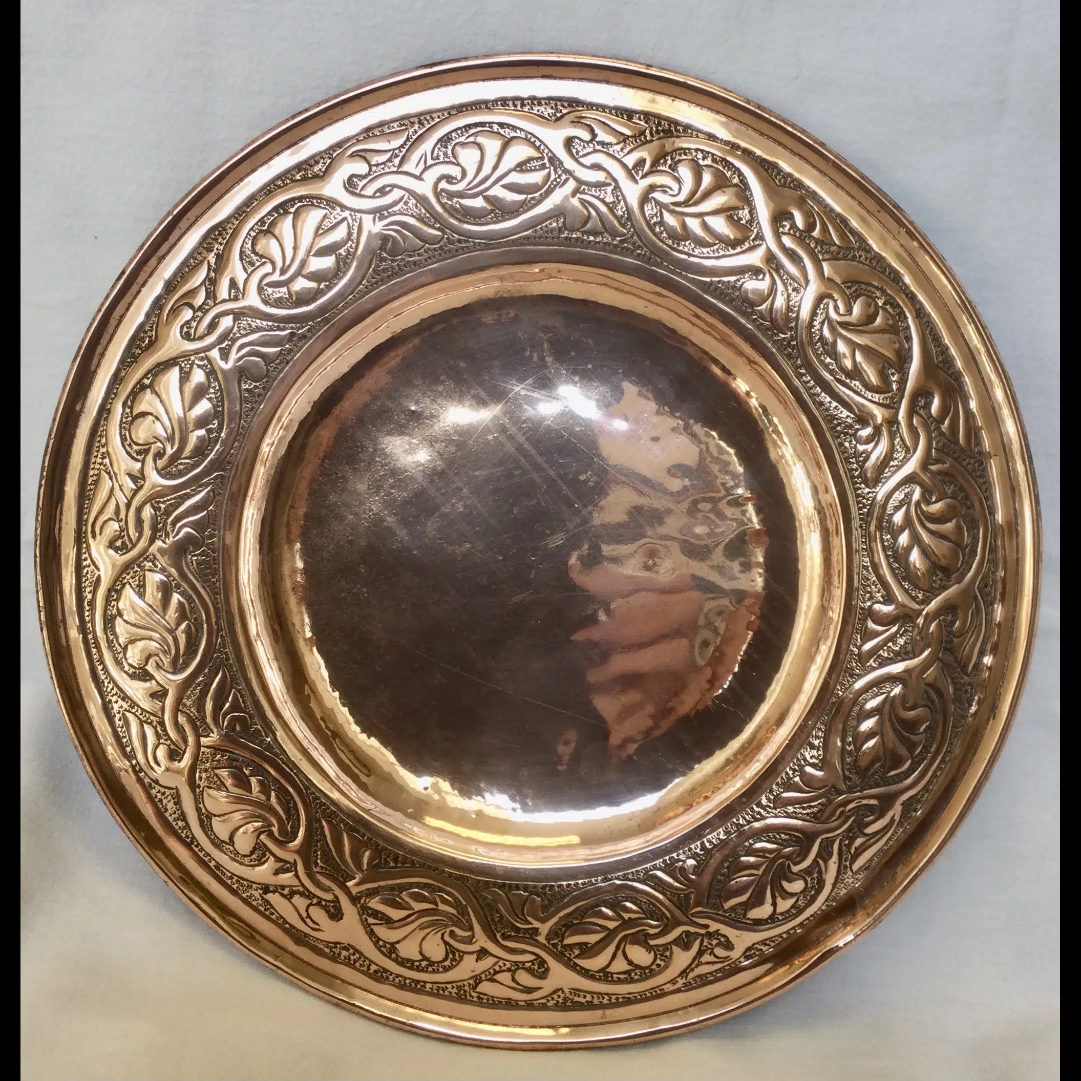 alexander ritchie iona celtic entrelac copper charger