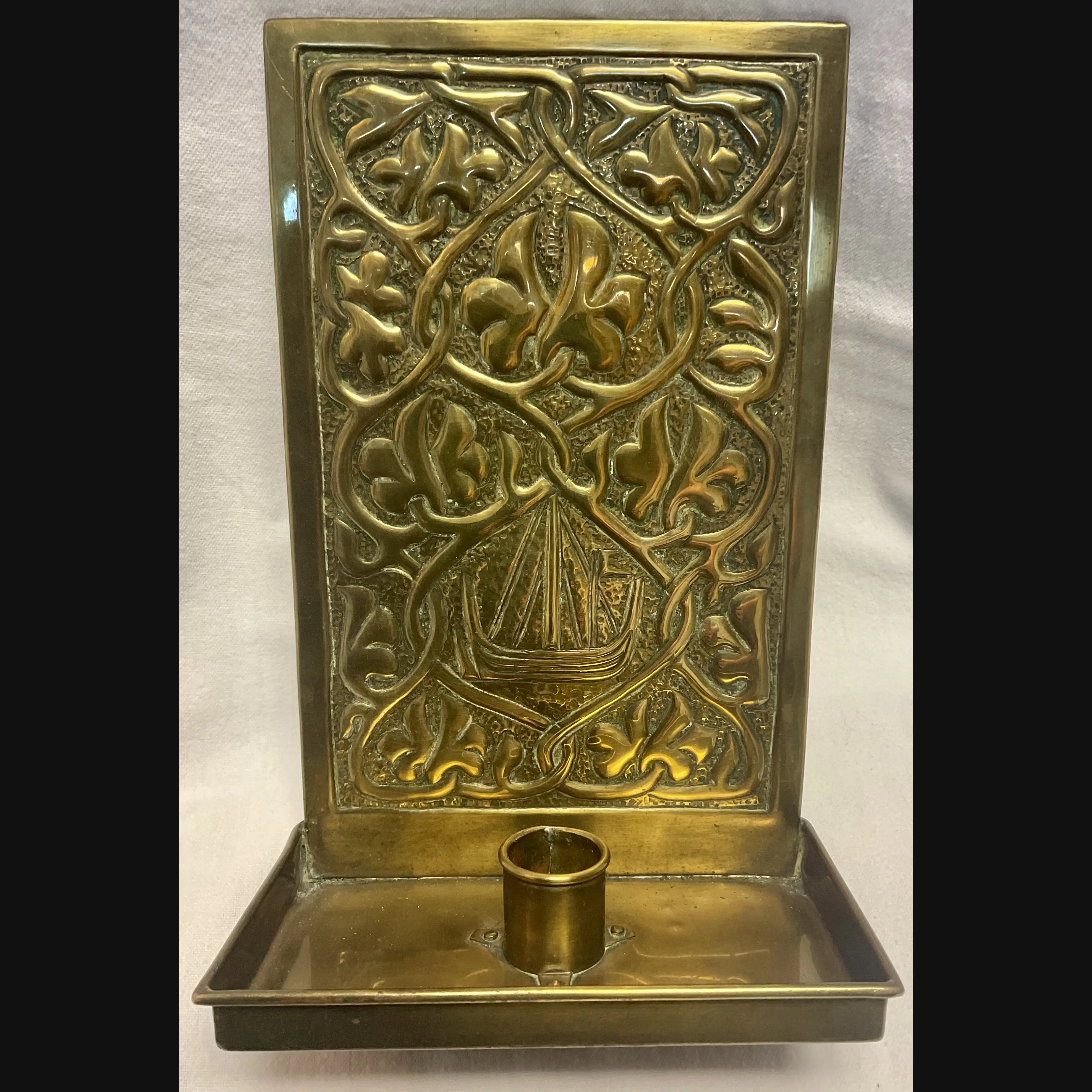 alexander ritchie iona celtic art scottish arts and crafts single wall sconce celtic entrelac and boat