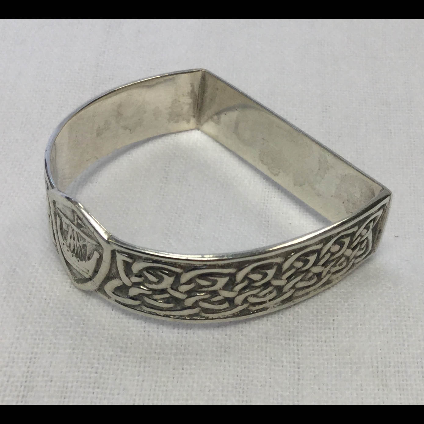 Early Alexander Ritchie Iona arts and crafts silver Viking ship napkin ring
