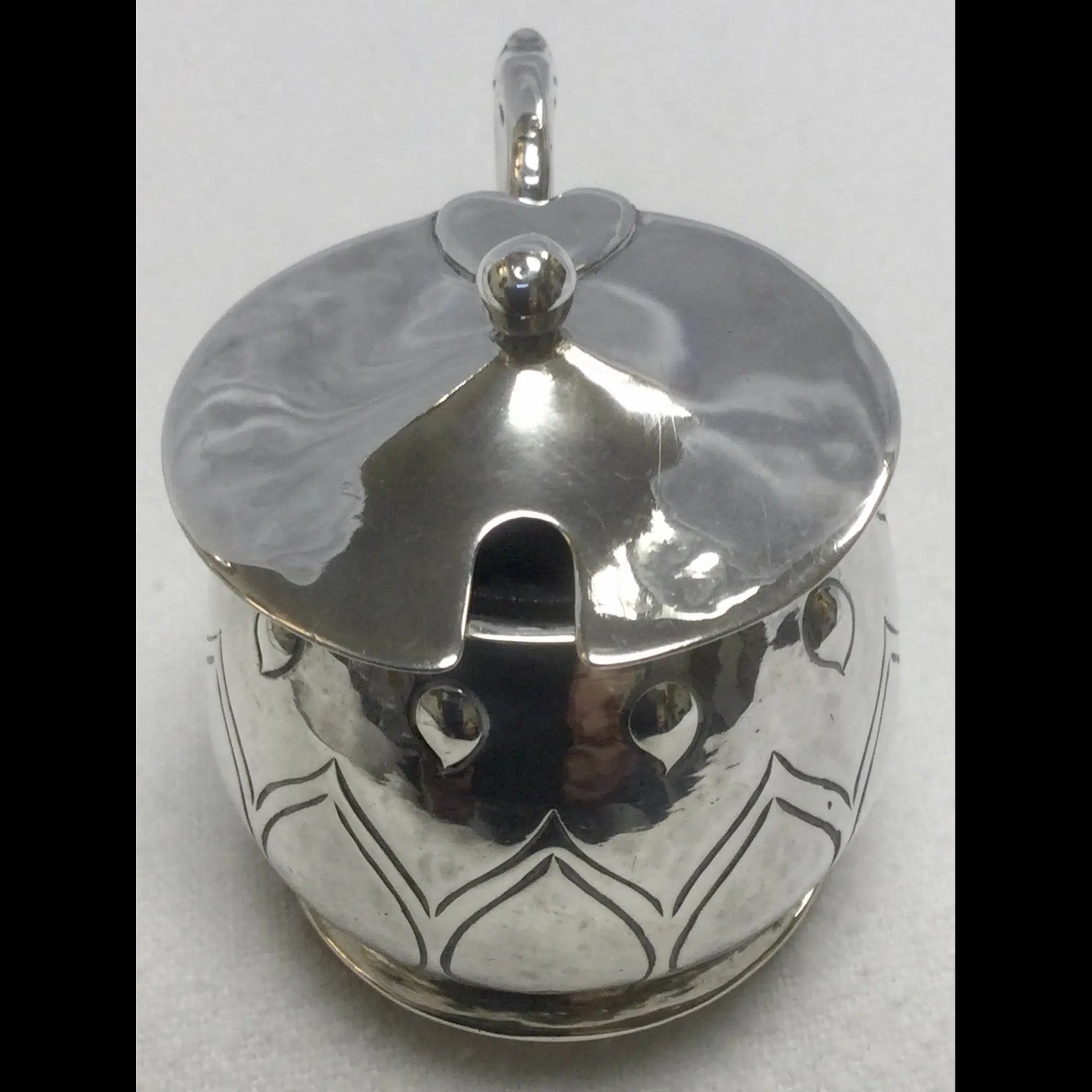 keswick school of industrial arts art nouveau mustard pot