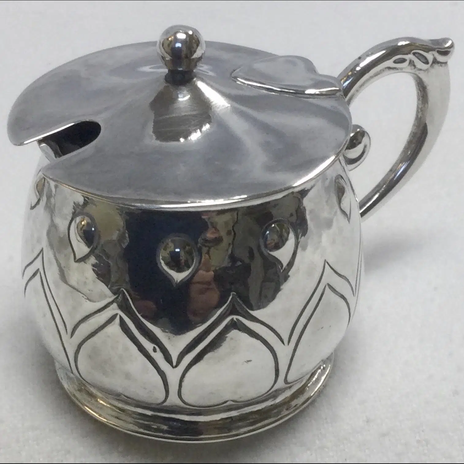 keswick school of industrial arts art nouveau mustard pot