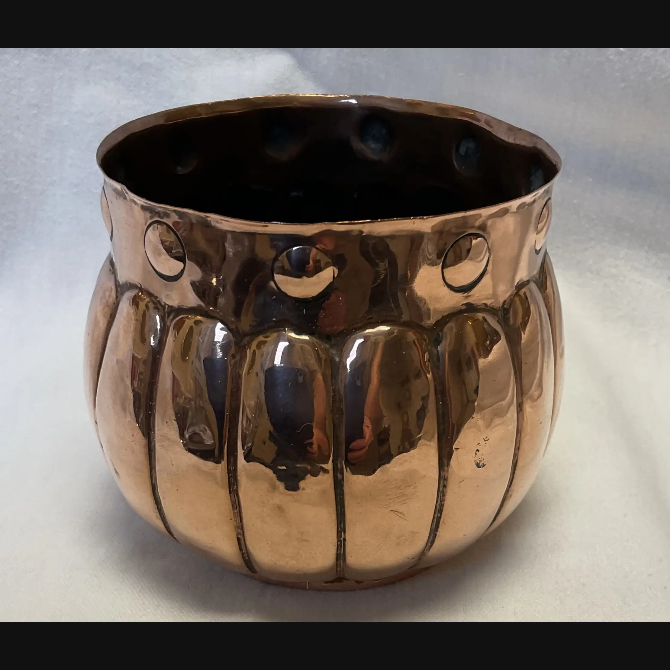 keswick school of industrial art ksia arts and crafts small early copper cache pot